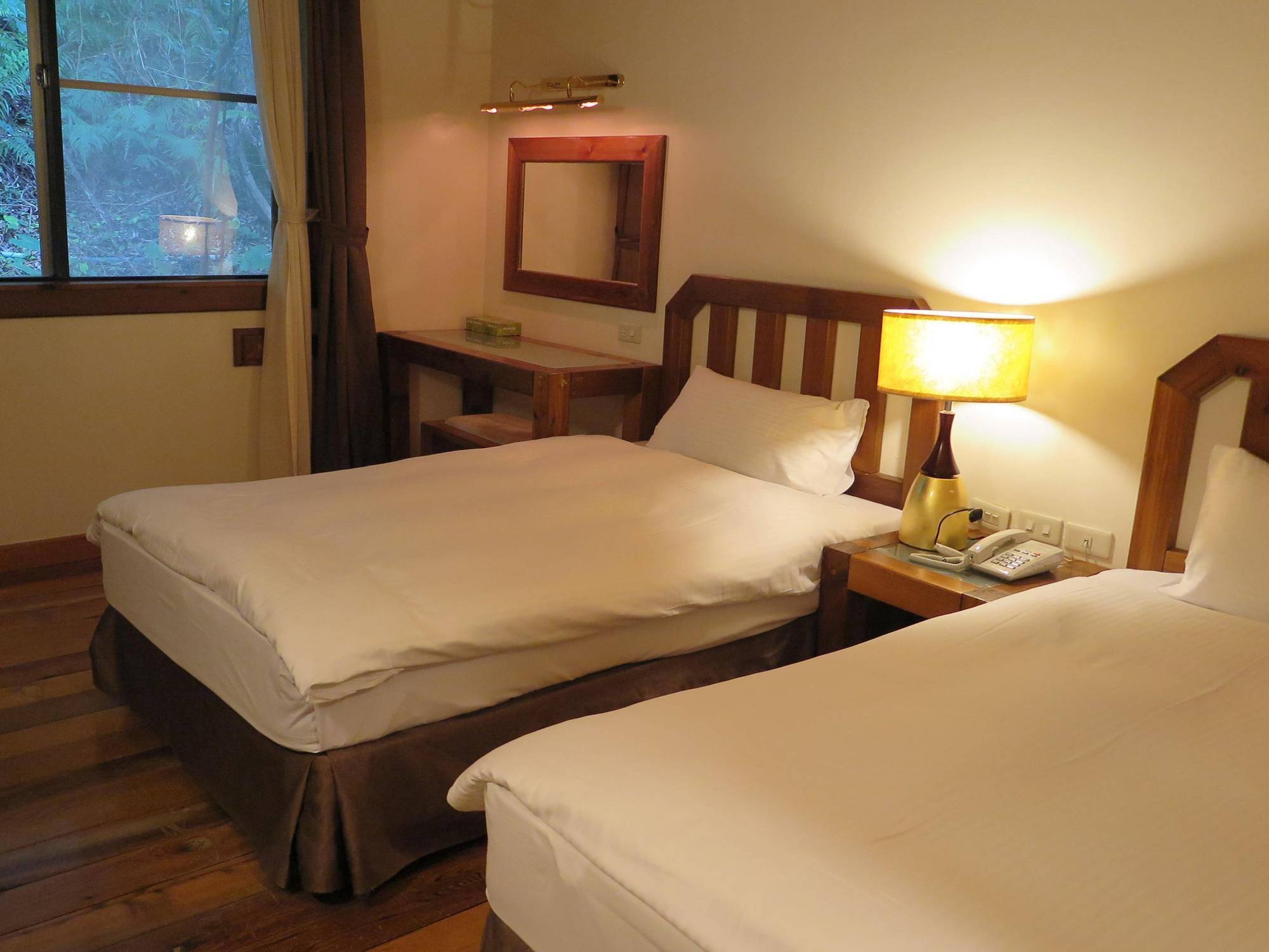 Chilan Hotel Datong Extérieur photo